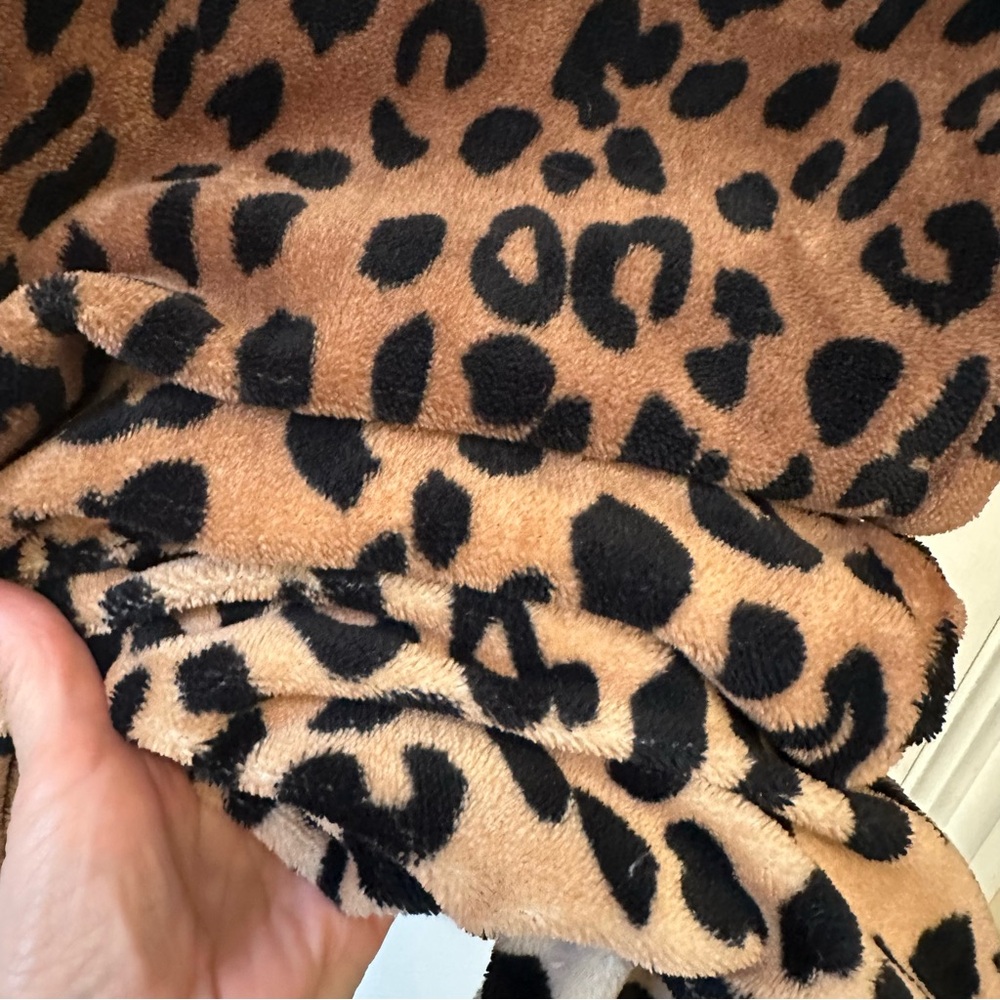 Leopard Print Wrap - image 3